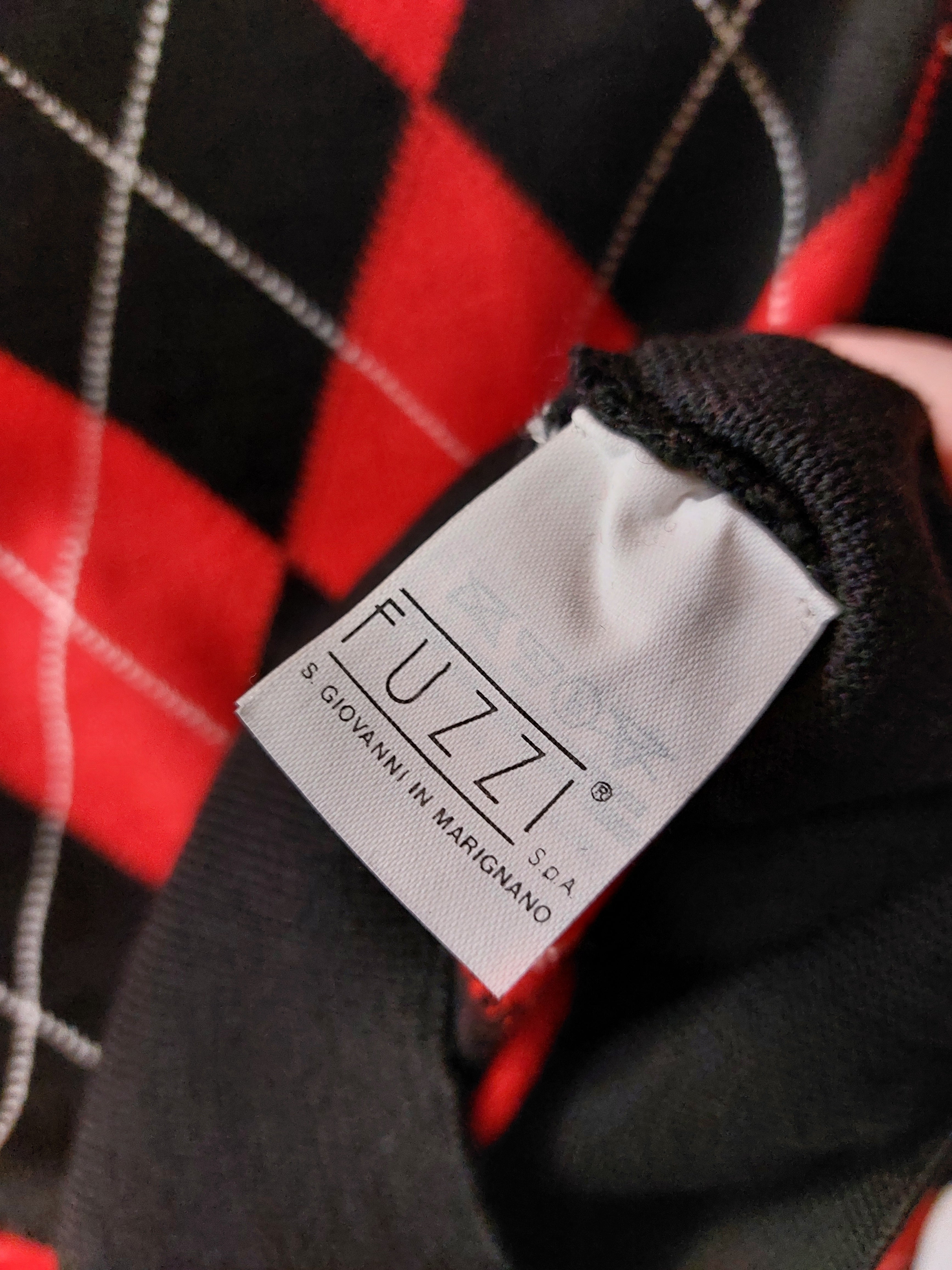 Vintage Woman Black and Red Sweater - Autumn/Winter 1992