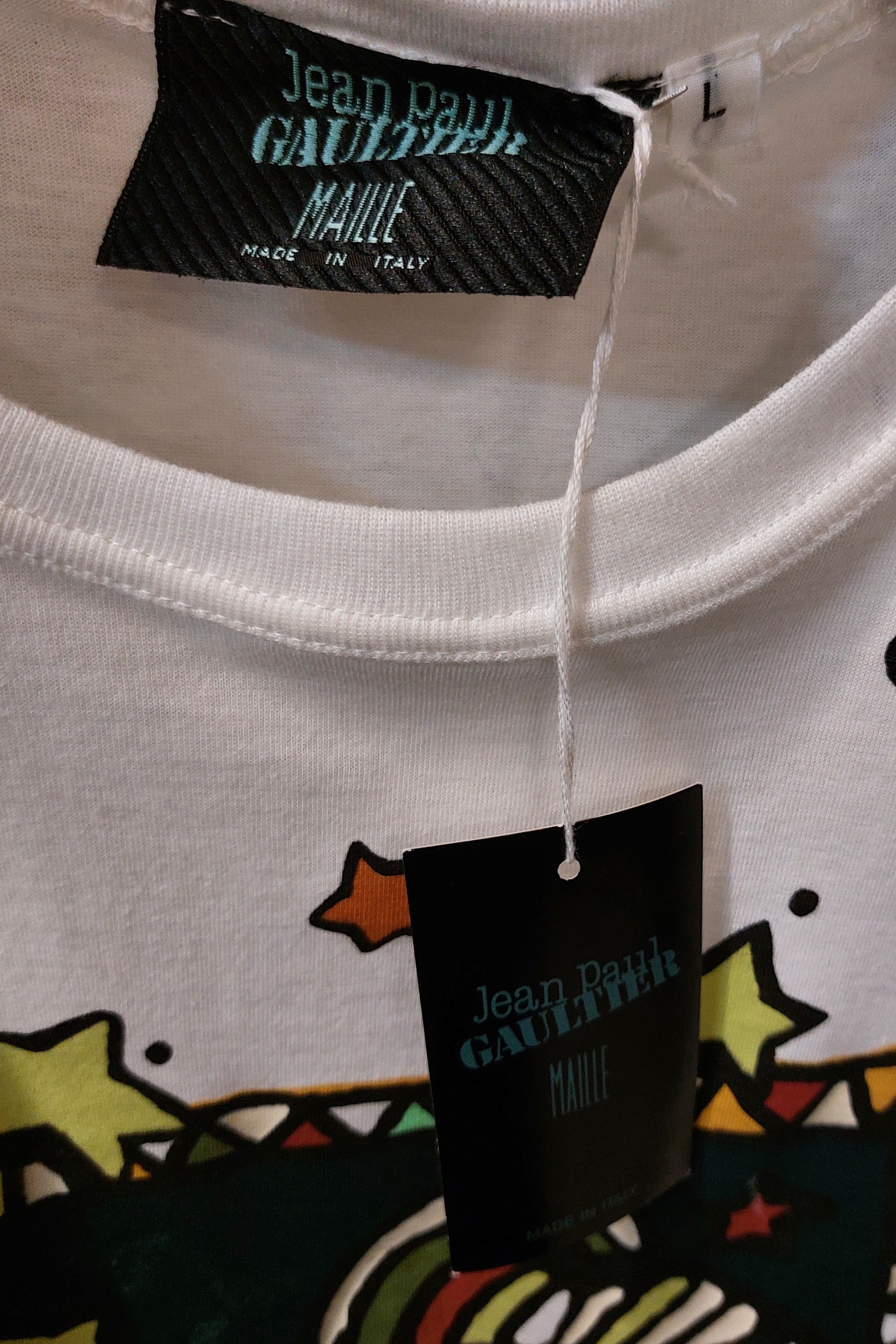 Vintage Woman White Graphic T-Shirt - Spring/Summer 1993