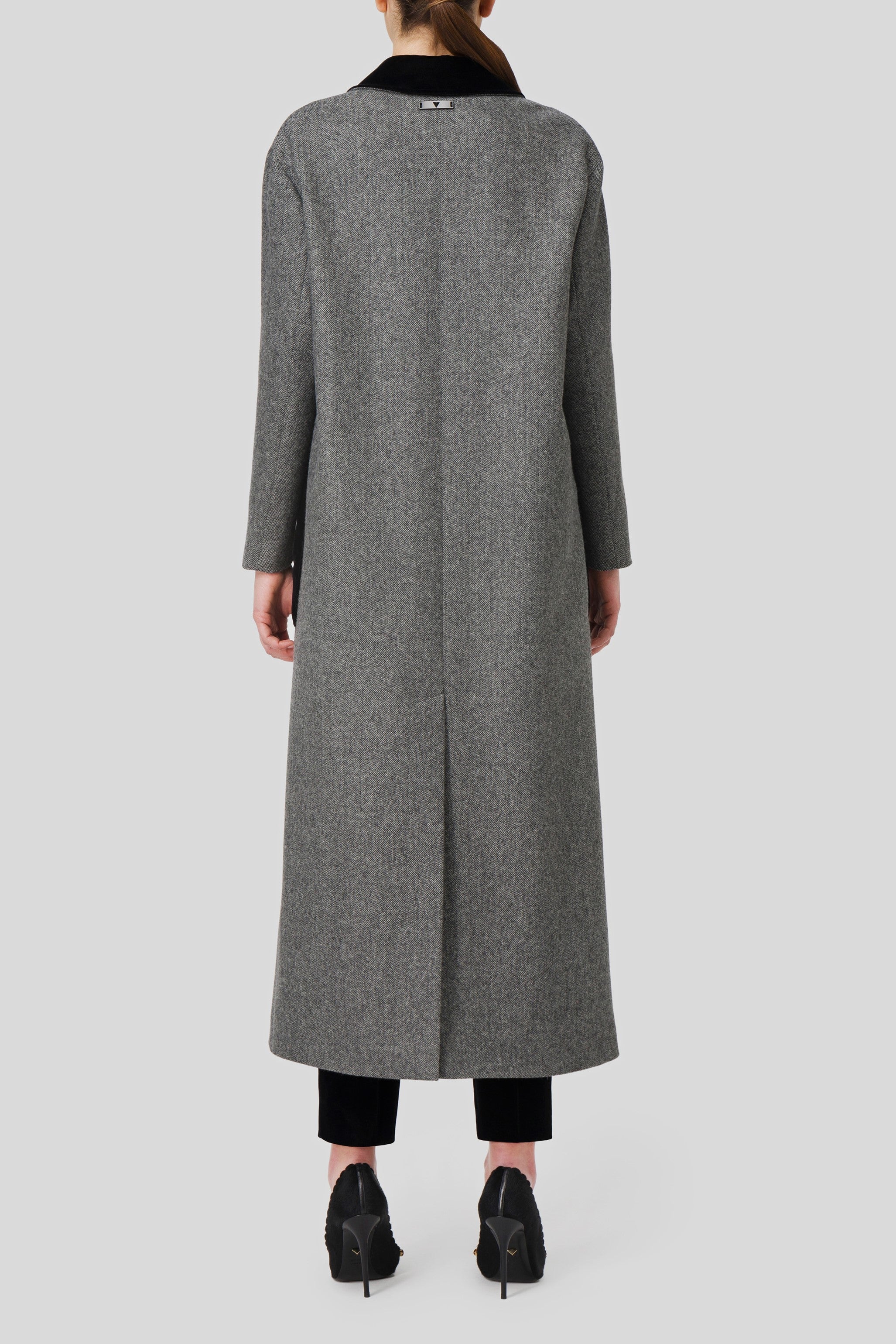 Antonio Croce Cirilla Long Grey Coat with Black Accents
