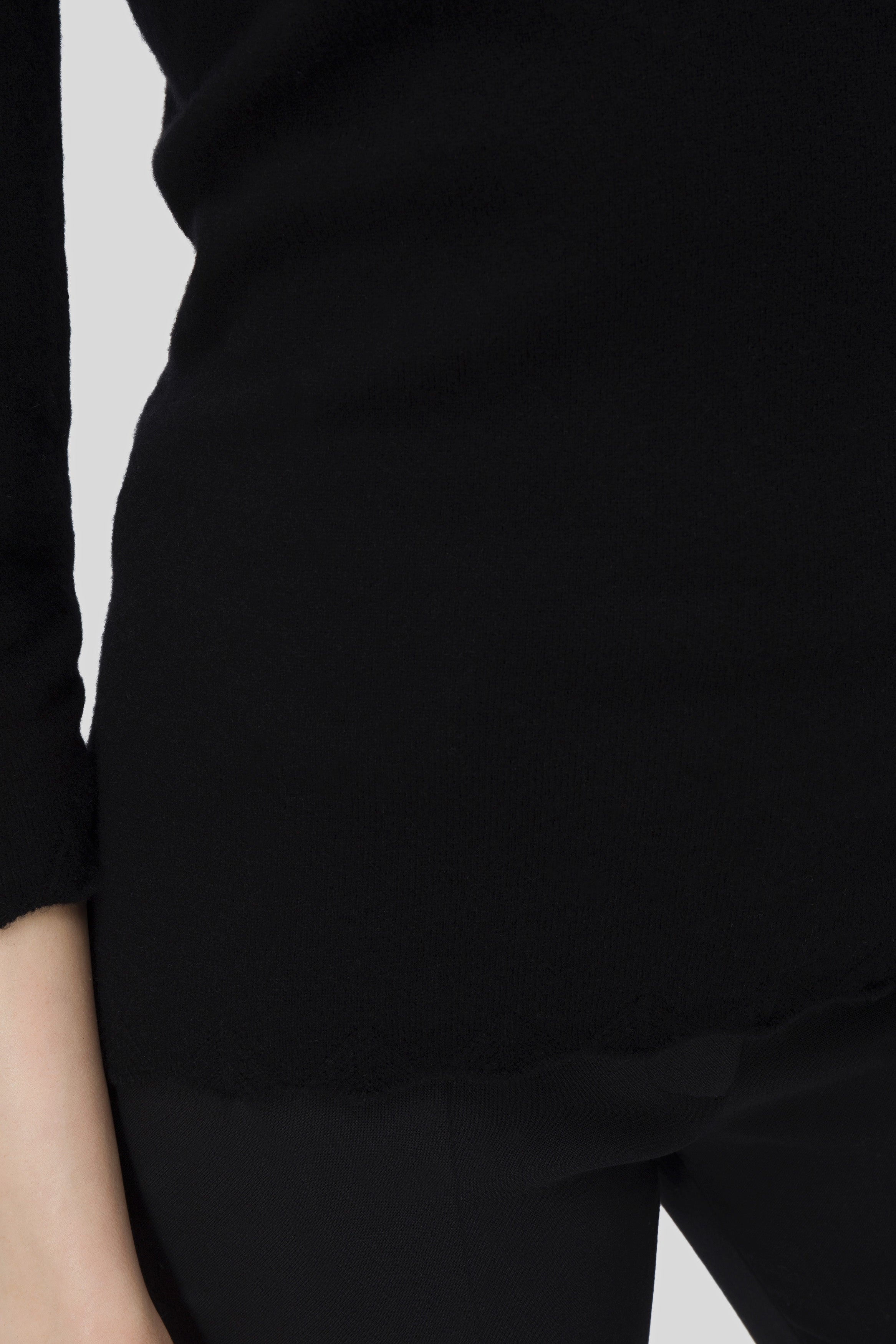 Antonio Croce Elina V-Neck Top