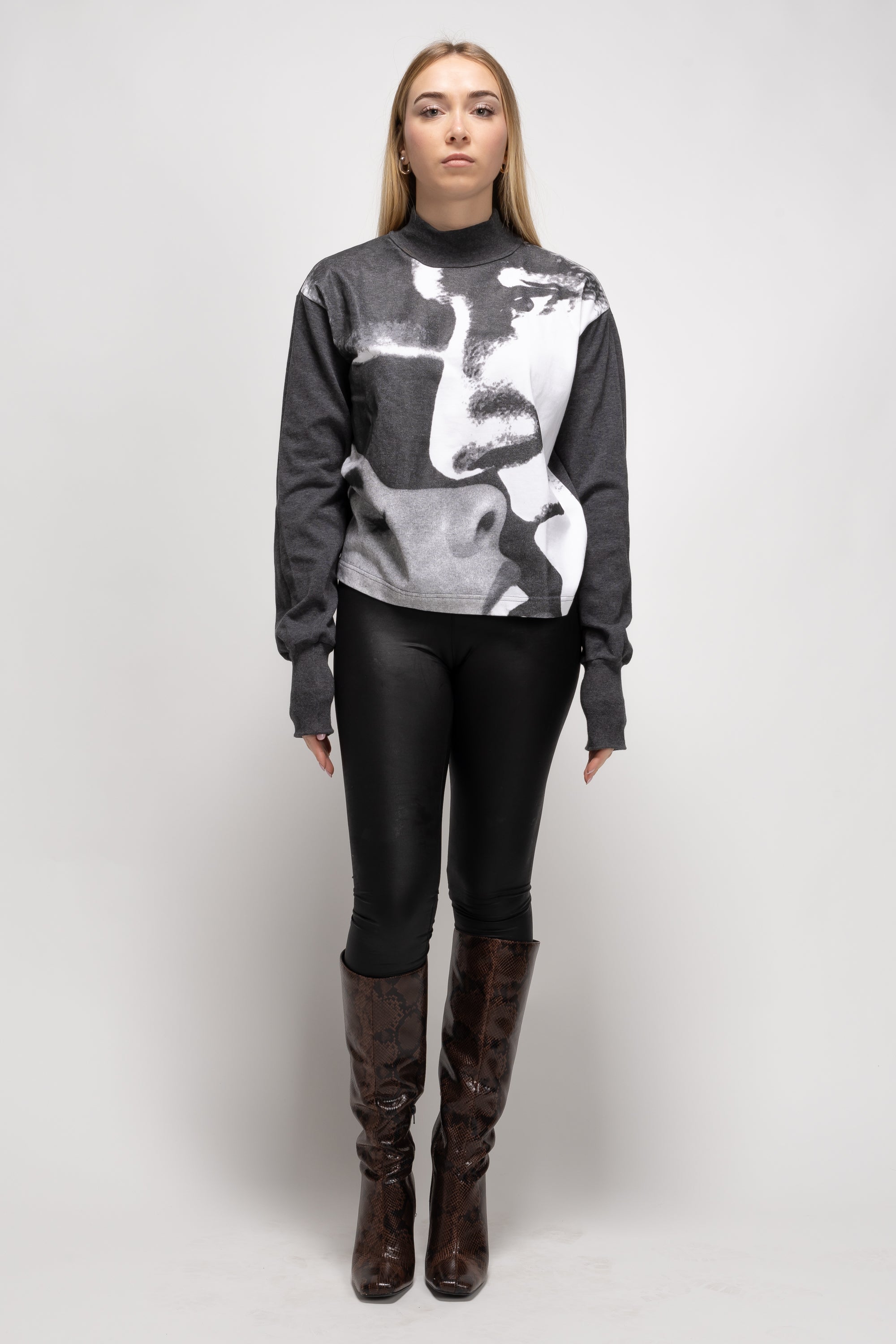 Vintage Woman Grey Sweatshirt - Autumn/Winter 1992