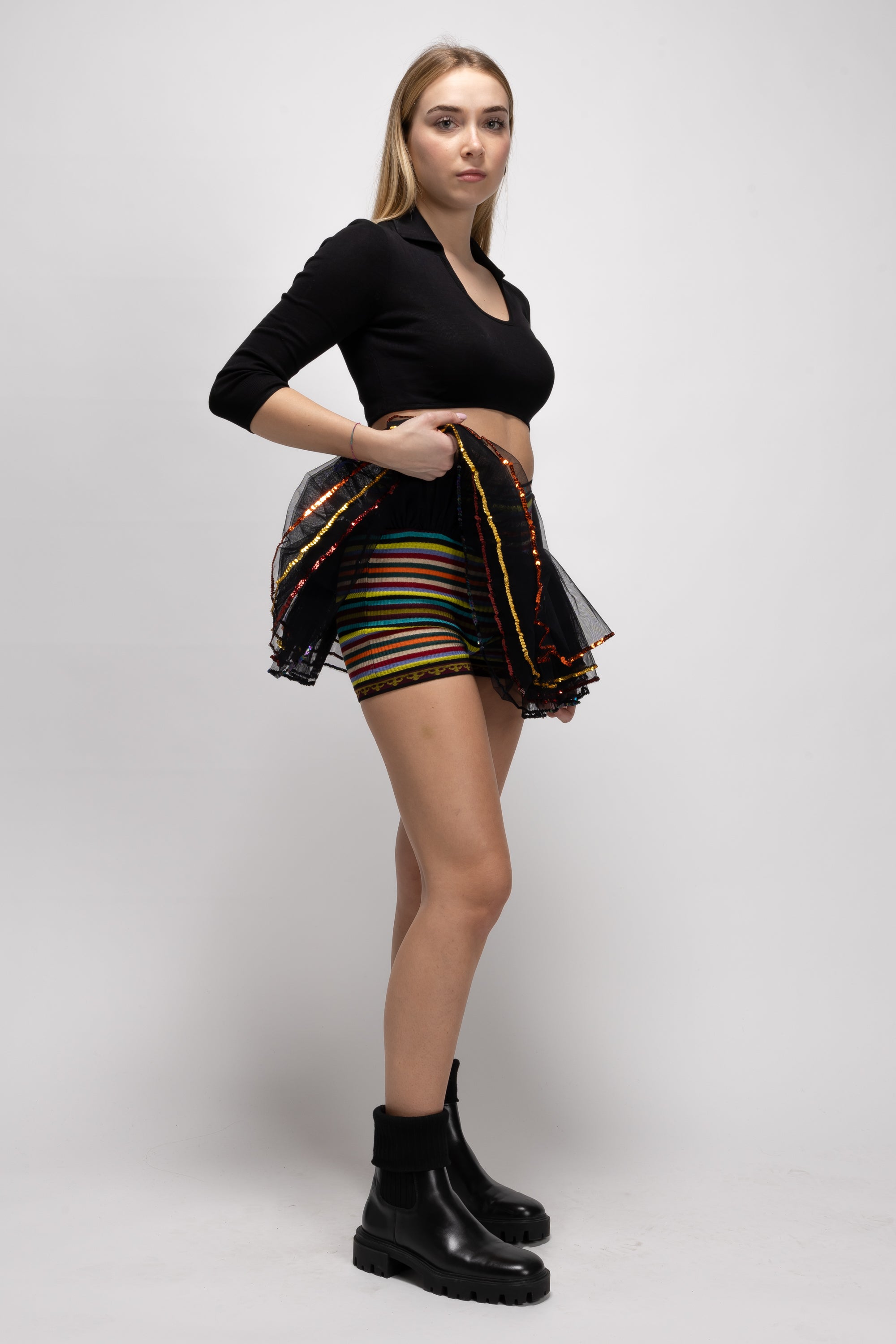 Vintage Woman Black Short Skirt with Shorts - Spring/Summer 1991