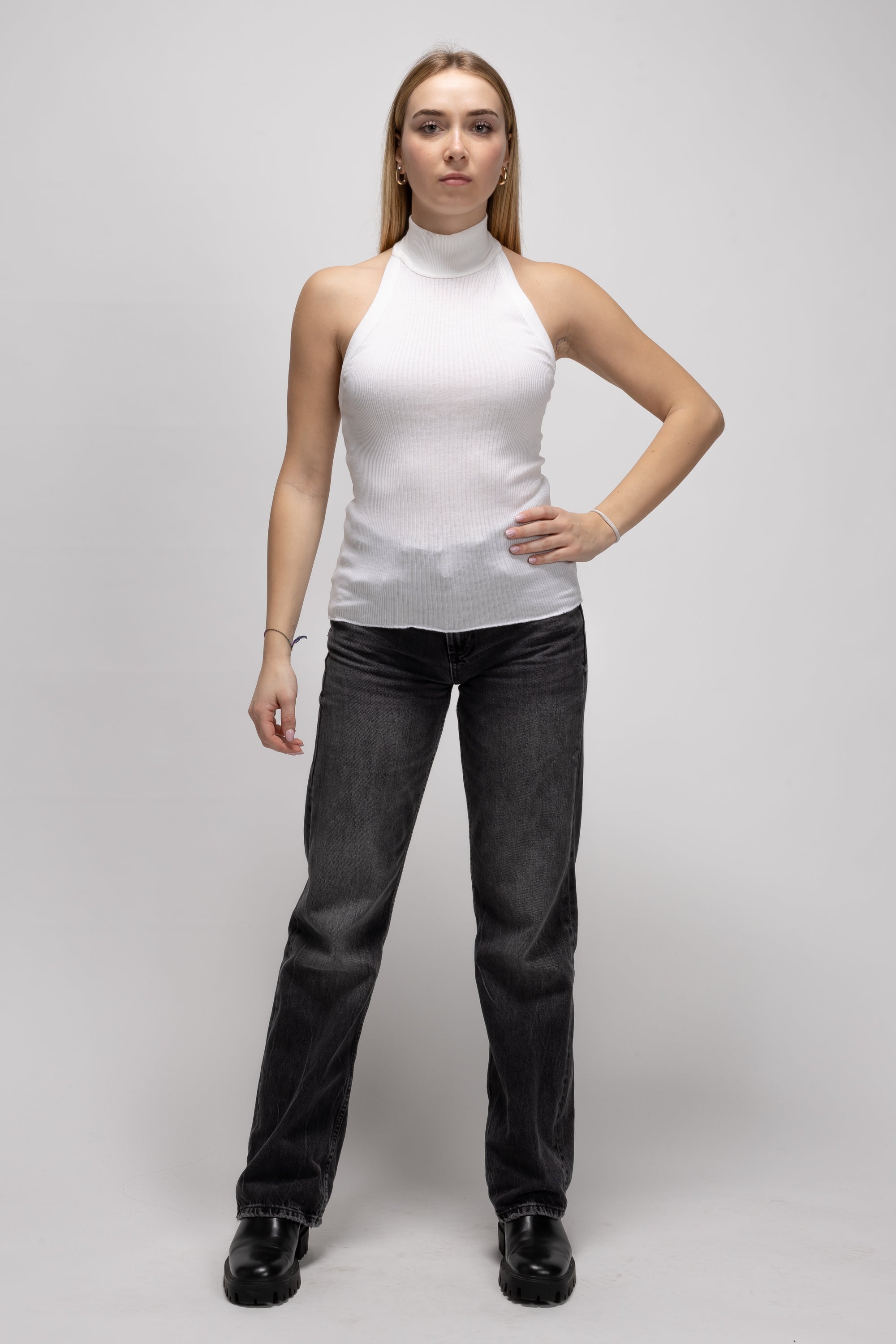 Vintage Woman White Top with Back Zip - Spring/Summer 1995