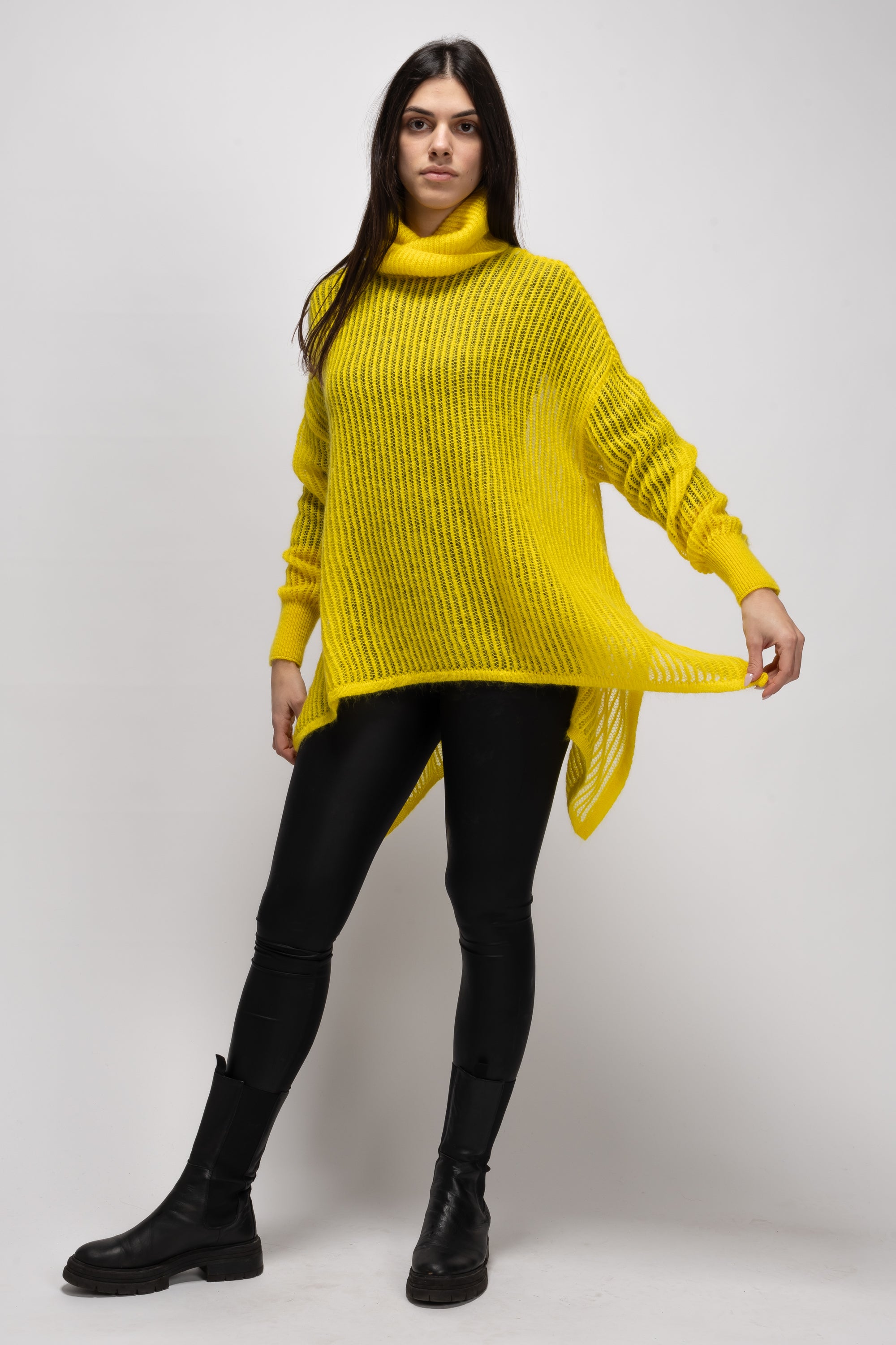 Vintage Woman Yellow Cable Knit Sweater - Autumn/Winter 1991
