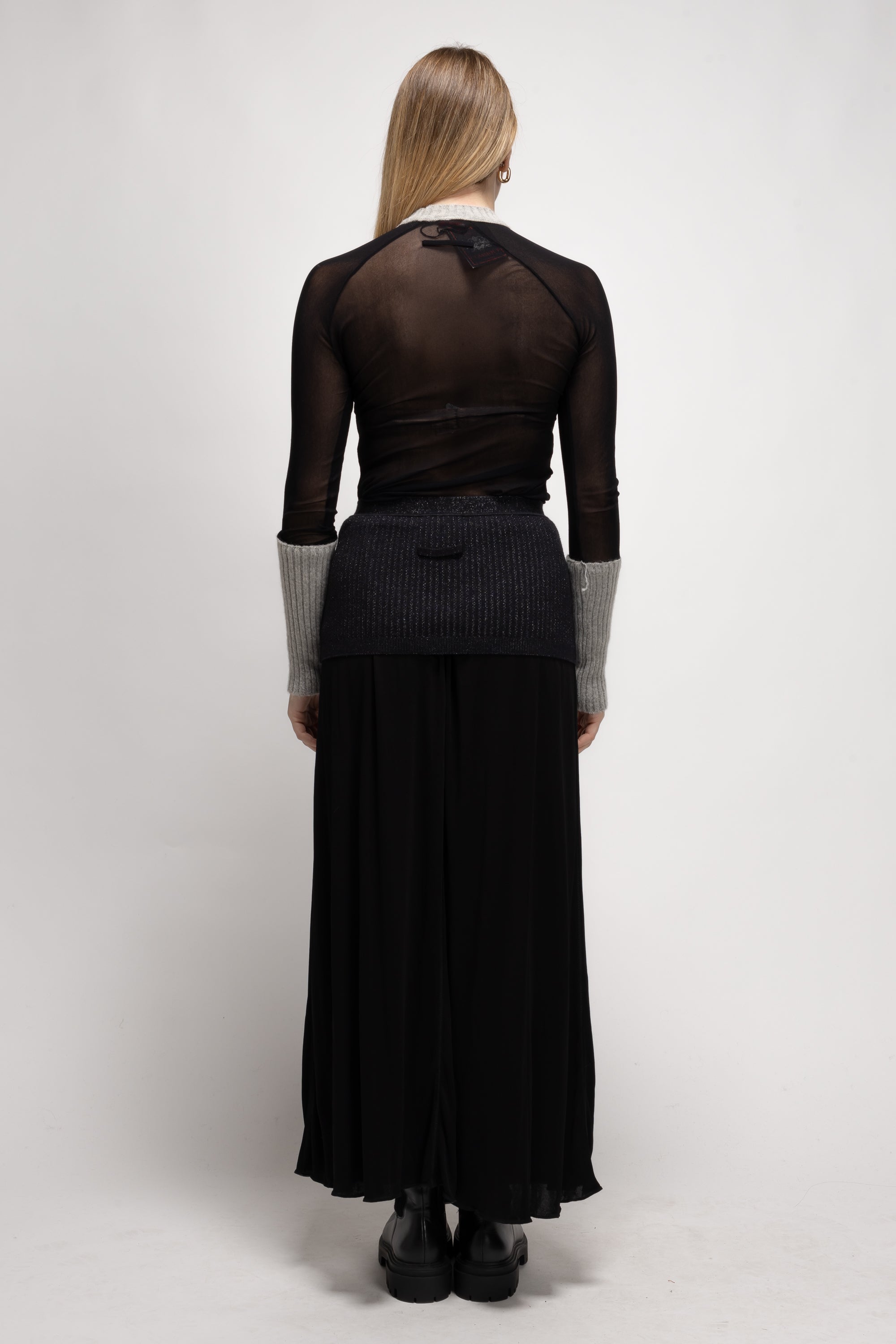 Vintage Woman Black Knit and Tulle Skirt - Autumn/Winter 1993