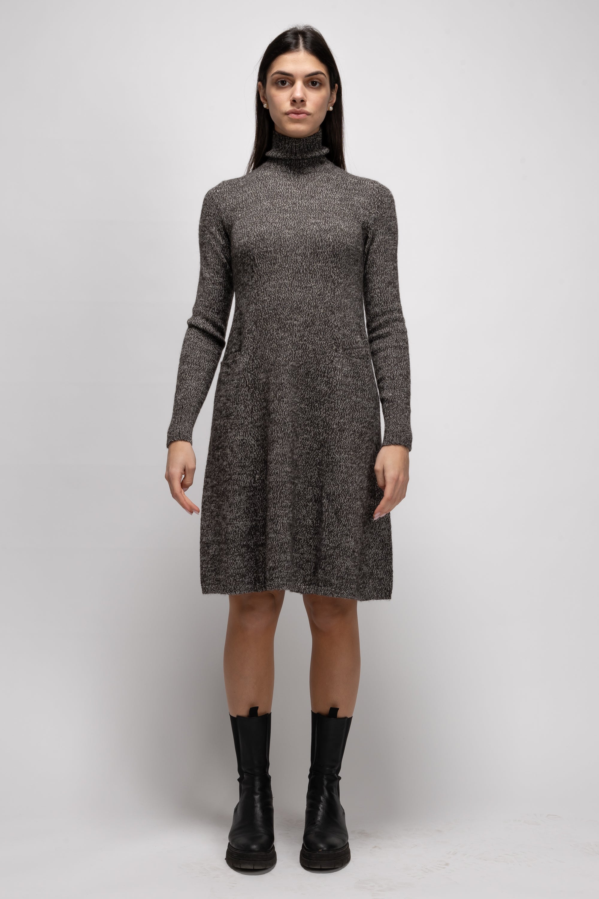 Vintage Woman Textured Knit Dress with High Neck - Autumn/Winter 1998